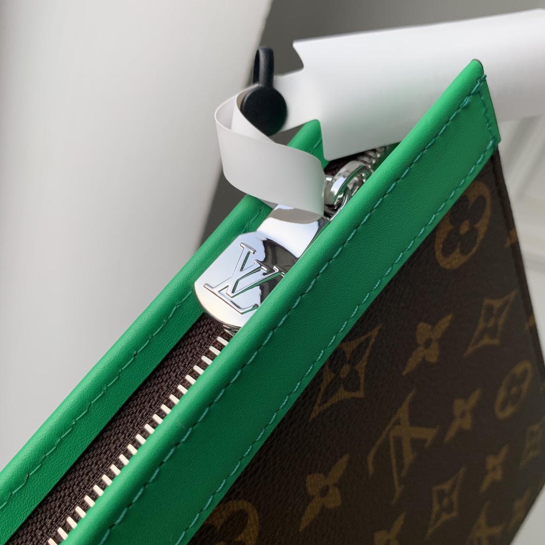 LV Clutch Bags